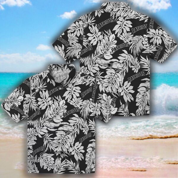Patriots Monstera Leaf Black Hawaiian Shirt for Fans 3