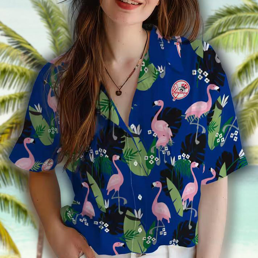 New York Yankees Navy Hawaiian Shirt with Flamingo Leaf Design New York Yankees Navy Hawaiian Shirt with Flamingo Leaf Design